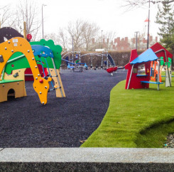 Playground at Soldier's Field Park